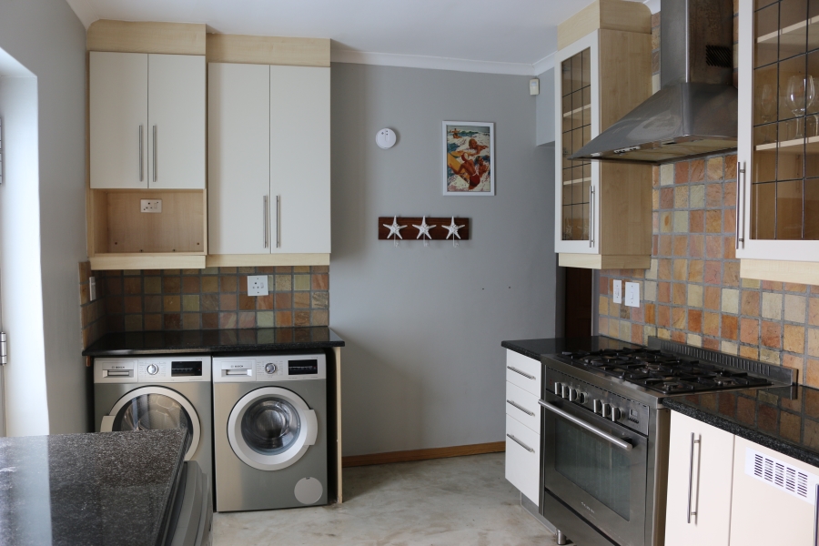 To Let 3 Bedroom Property for Rent in Kommetjie Western Cape
